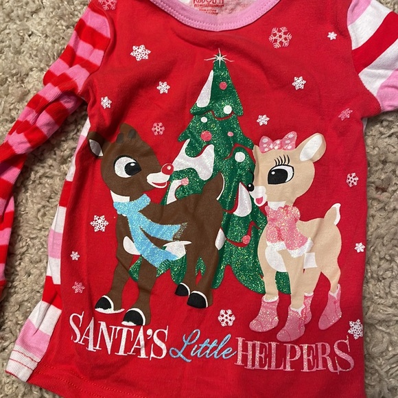 Holiday pajamas 2T/24 months - Picture 6 of 7
